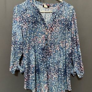 Petite large cocomo brand top